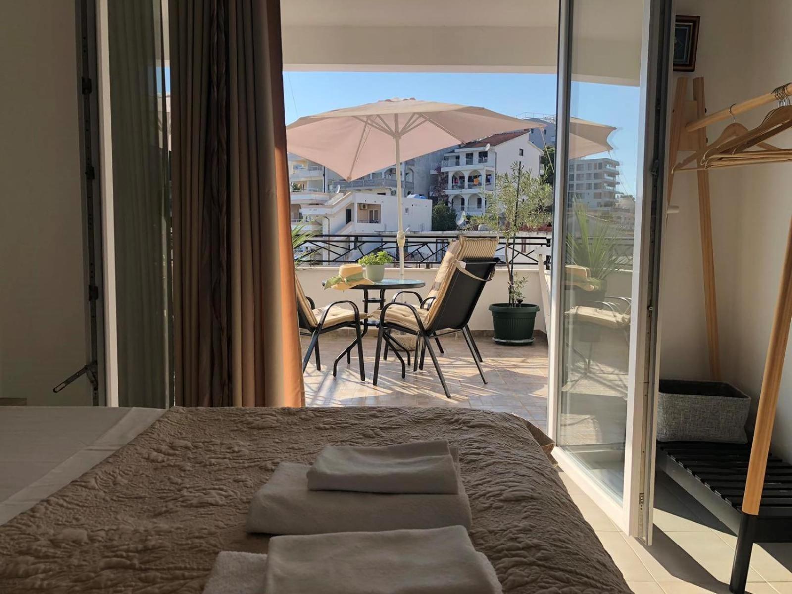 Apartments Lungo Mare Ulcinj Exterior photo