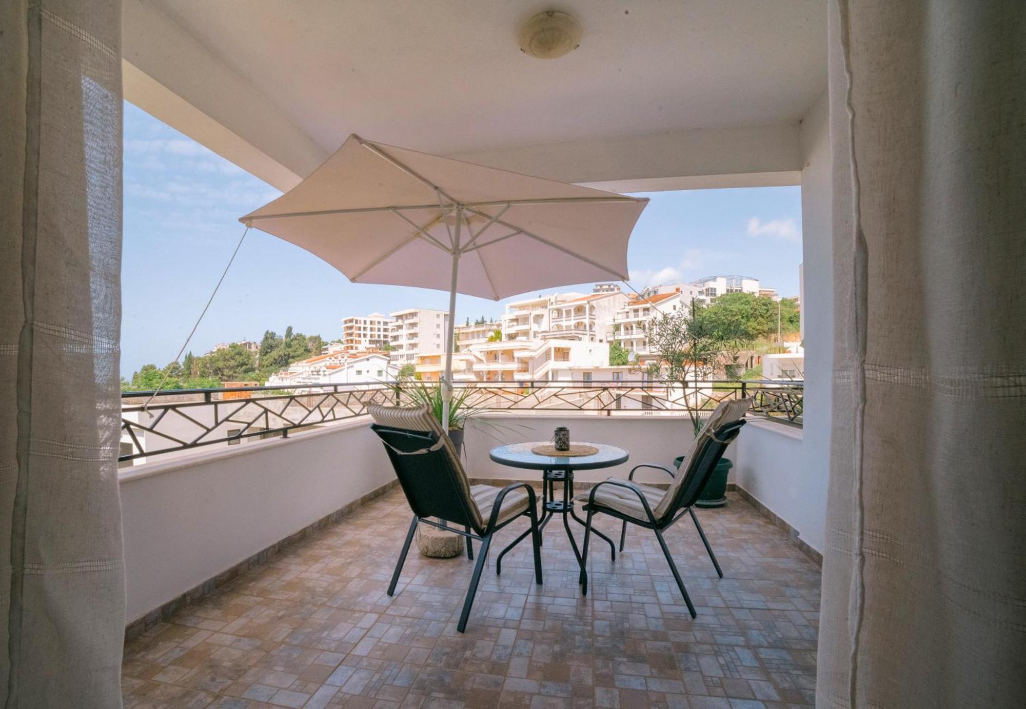 Apartments Lungo Mare Ulcinj Exterior photo
